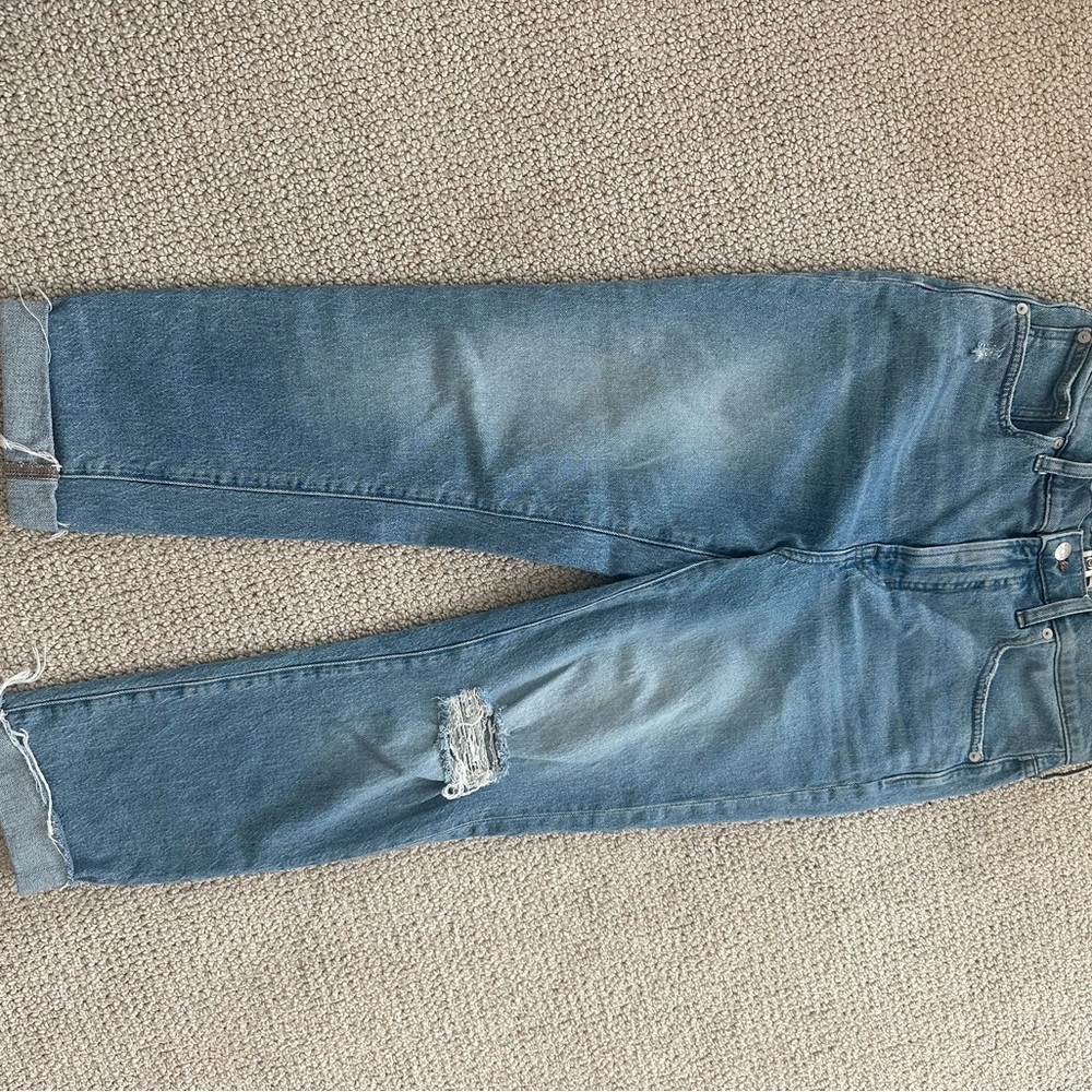 Madewell Blue Straight-Leg Women's Jeans with Knee Distress